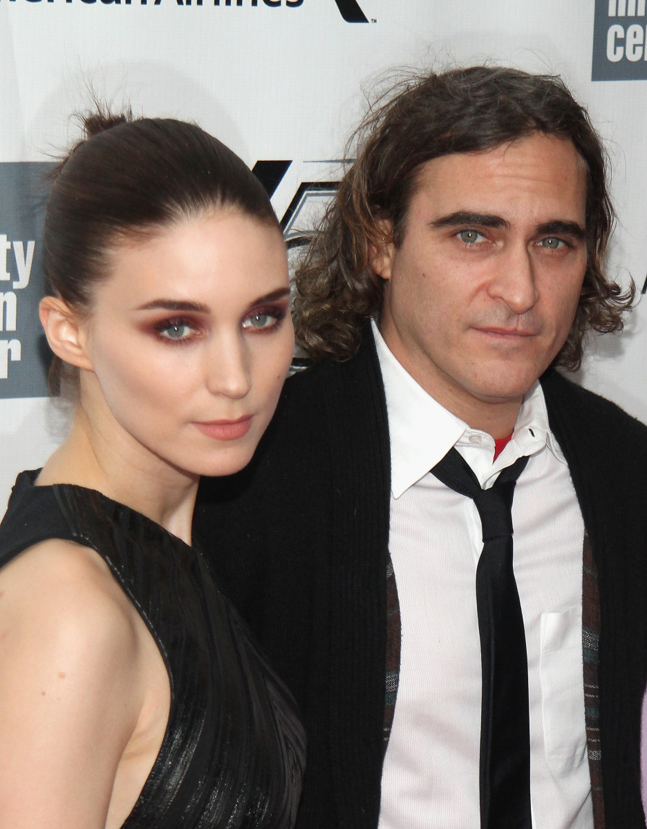 joaquin phoenix wife